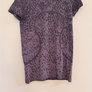 Lululemon Swiftly Tech Purple Patterned Short Sleeve Shirt